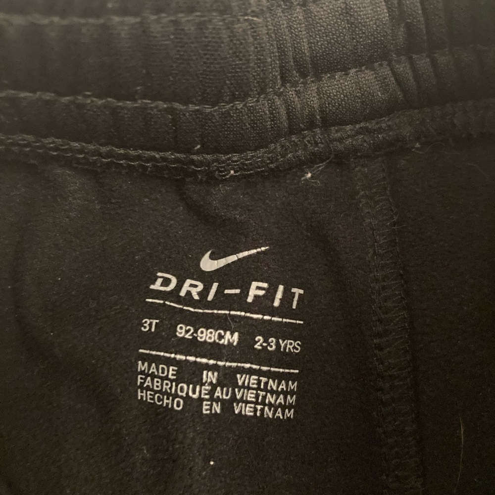 Nike dri fit pants 3 t see pics for condition